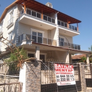 TEKİRDAĞ YENİÇİFTLİKTE DENİZ MANZARALI YAZLIK