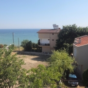 TEKİRDAĞ YENİÇİFTLİKTE DENİZ MANZARALI YAZLIK